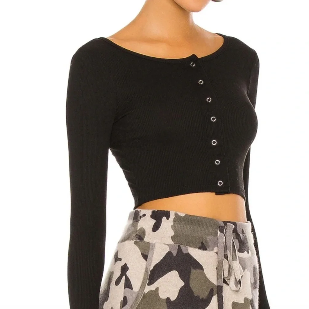 Superdown Button Down Crew Neck - Picture 7 of 7